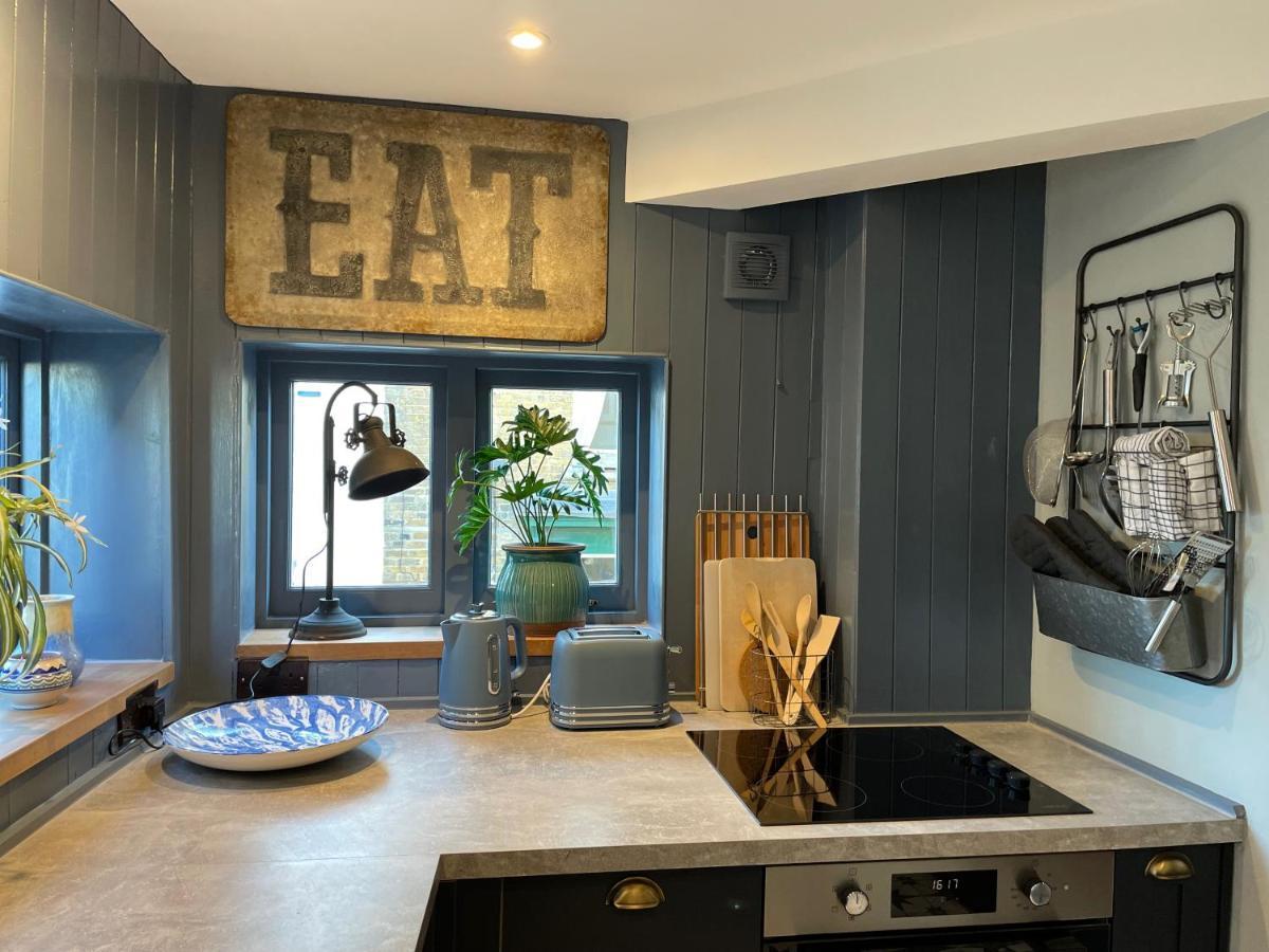 Fabulous Apartment Seconds From Beach By Whitstable-Holidays, Pudding Pan Ngoại thất bức ảnh